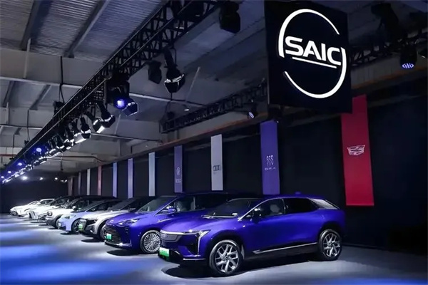 當(dāng)上汽牽手華為，尚界汽車(chē)開(kāi)啟“新合資”