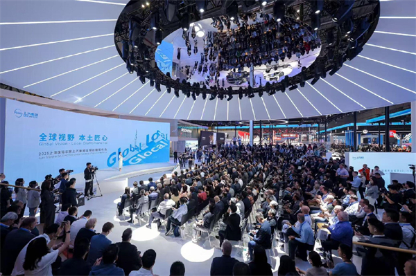 四維裂變重構增長邏輯,上汽亮出頭部車企轉型進化新樣本