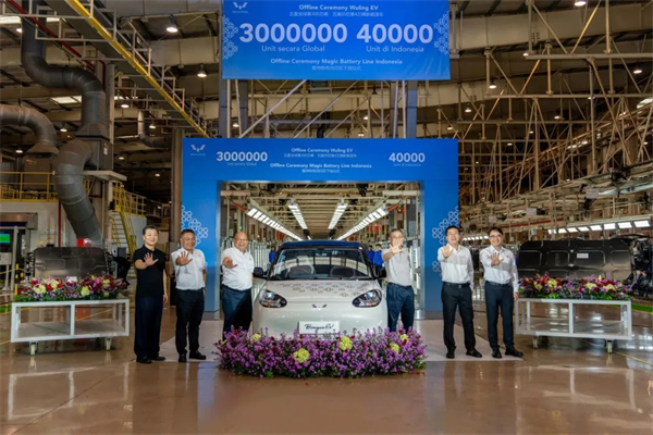 諸神亂戰下,上汽以厚度重塑"老大"擔當