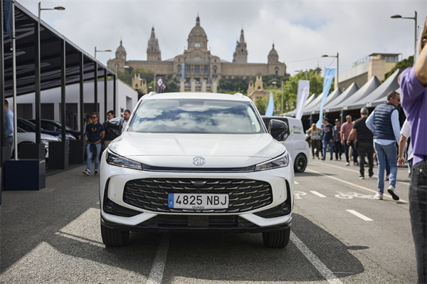 半年“六連漲”銷量奪冠軍 上汽集團破局而立