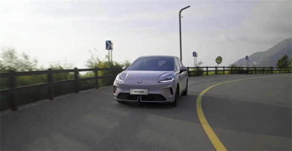 上汽七連漲背后，一場關于中國汽車變革的深度敘事