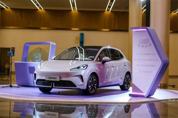 現在的上汽,不僅在增長的快車道上,更在智能電動時代的正中心,重新掌握了市場核心話語權。