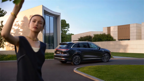 同比七連漲，難走的路都是變好的路