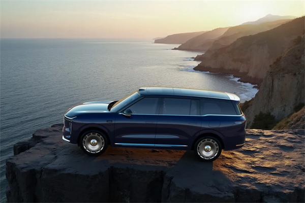 同比七連漲，難走的路都是變好的路