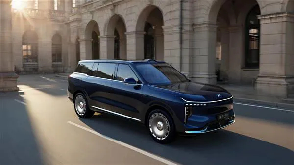 500 強實力再顯!上汽集團迎 2025 下半場開門紅:上汽 7 月份銷售整車 33.8 萬輛 同比大增 34.2%