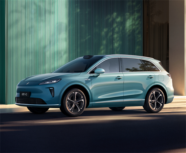 “內(nèi)核”超穩(wěn)的上汽,帶著行業(yè)老大的氣勢回歸