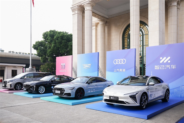 外引華為，內聚五指，上汽的強韌之戰